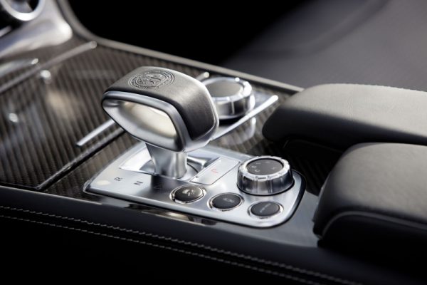 Nowa AMG Gałka Biegów Shift knob gear shifter Mercedes CLA CLS GLA SLS SL A2182600240