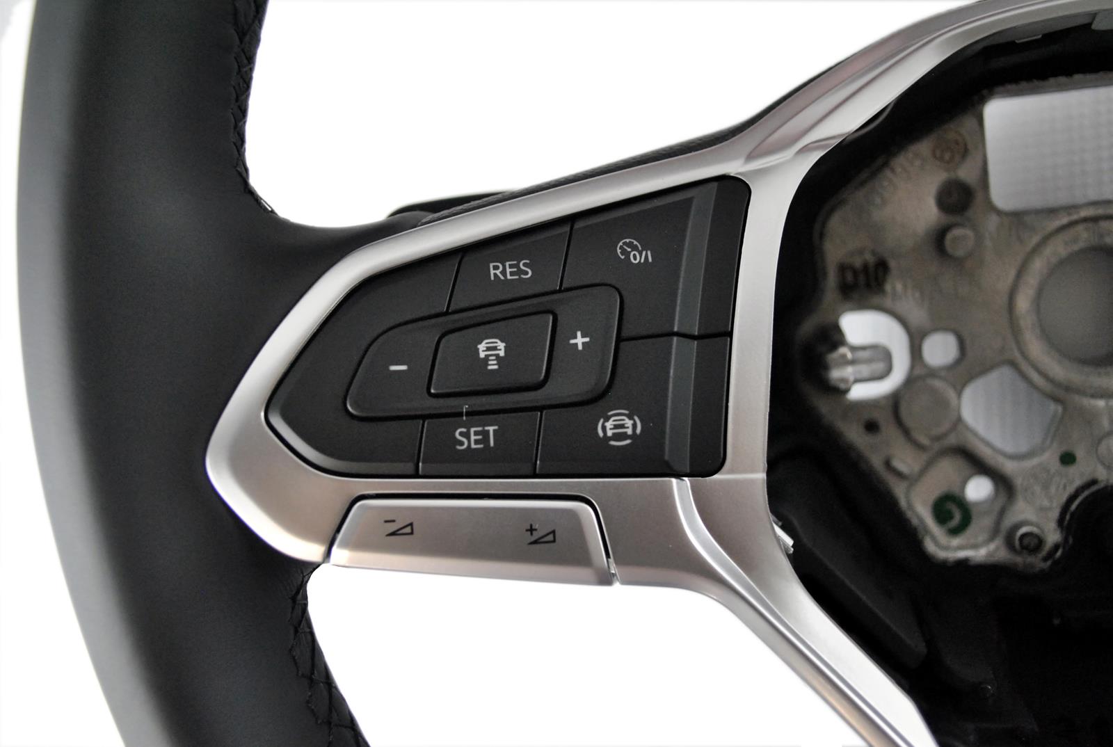 NOUVELLE OE. VOLANT DSG CUIR NOIR VW PASSAT B8 T-CROSS 2GM419089T NOUVELLE OE. VOLANT DSG CUIR NOIR VW PASSAT B8 T-CROSS 2GM419089T – Image 4