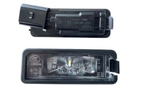 2X NOWE OEM LAMPKI DIODY LED REJESTRACJI AUDI Q8 RSQ8 VW GOLF ARTEON T-ROC ID3 PASSAT POLO UP SEAT IBIZA ST LEON 3G5943021