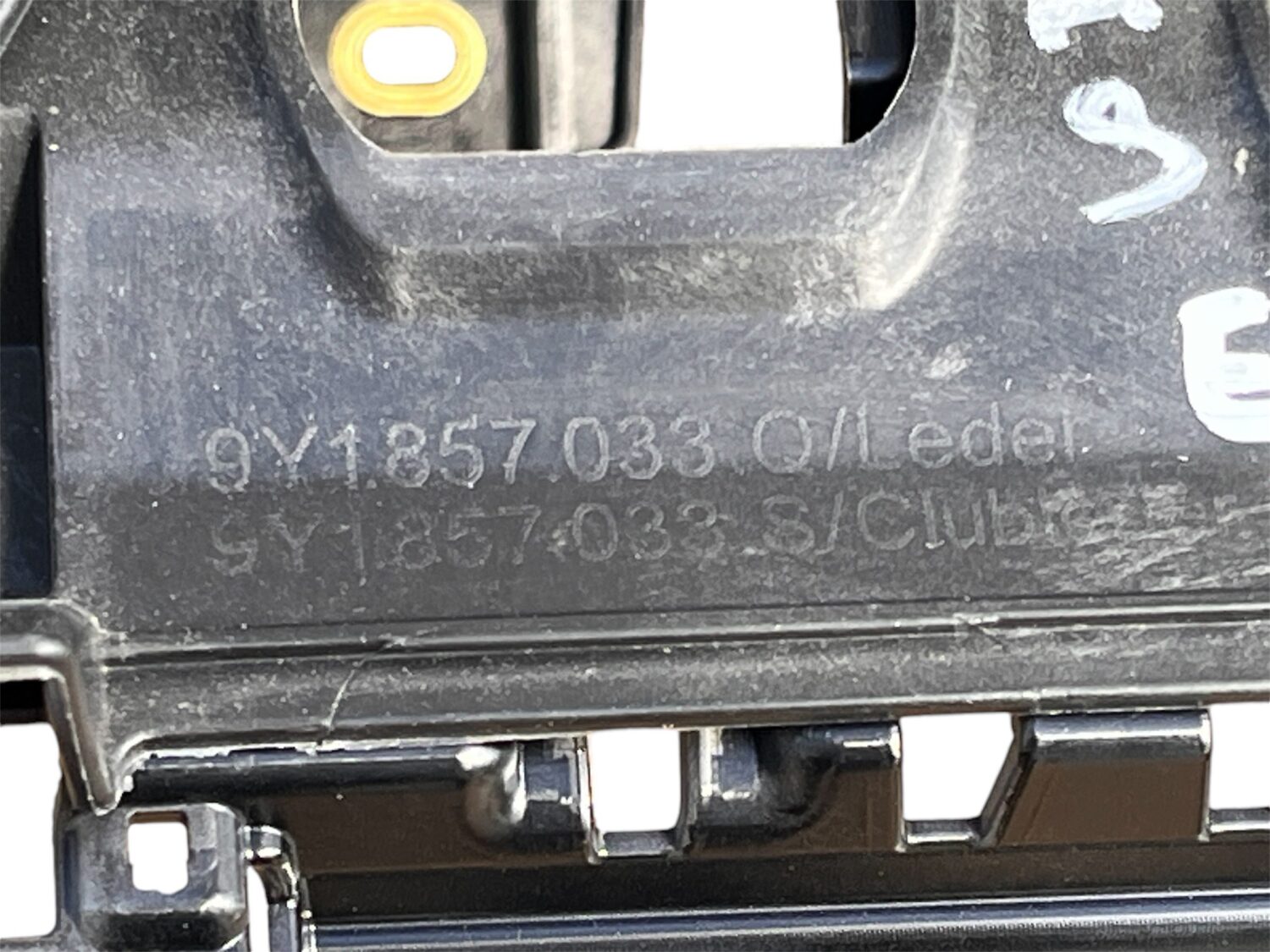 NOVÝ OE ČERNÝ KOŽENÝ HEAD-UP PŘÍSTROJOVÝ PANEL S ČERNÝM ZÁVITEM PORSCHE CAYENNE 2018 - 9Y1857033Q NOVÝ OE ČERNÝ KOŽENÝ HEAD-UP PŘÍSTROJOVÝ PANEL S ČERNÝM ZÁVITEM PORSCHE CAYENNE 2018 - 9Y1857033Q - Obrázek 7