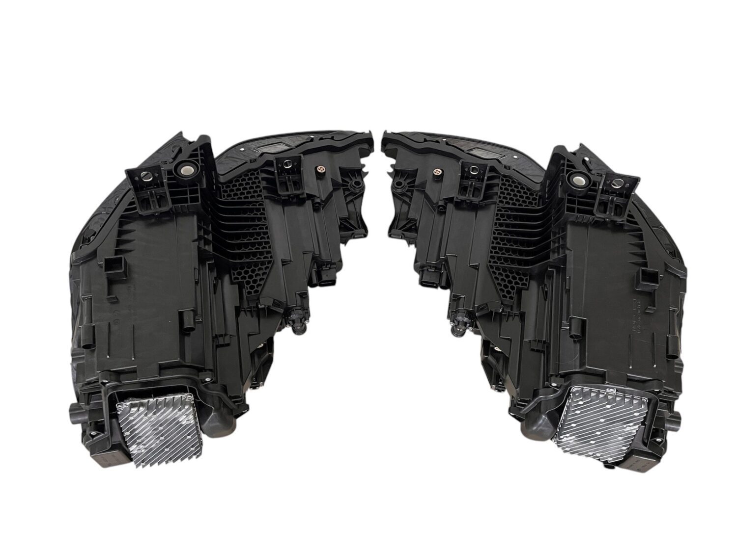 2X NEW OE HEADLIGHTS LASER LED LAMPS AUDI Q8 FACELIFT 2024 4M8941086 + 4M8941085 2X NEW OE HEADLIGHTS LASER LED LAMPS AUDI Q8 FACELIFT 2024 4M8941086 + 4M8941085 - Image 4